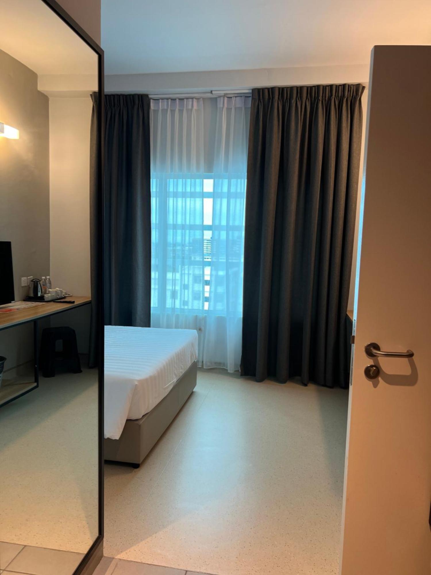Serapi Verdure Hotel 쿠칭 외부 사진