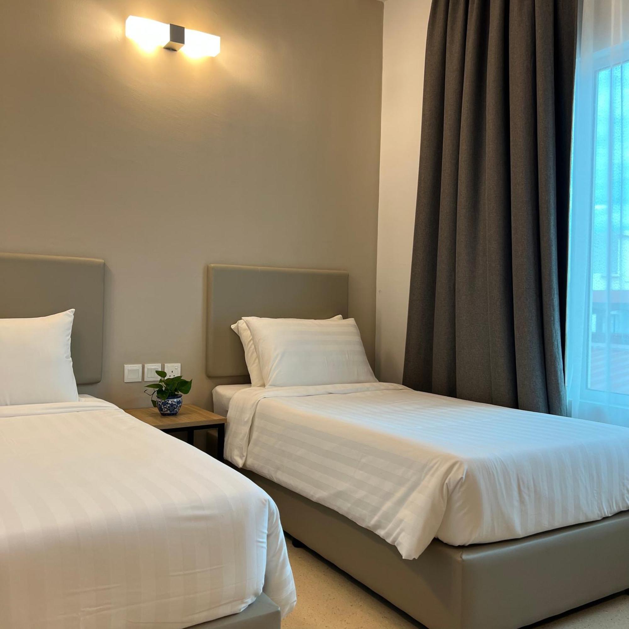 Serapi Verdure Hotel 쿠칭 외부 사진
