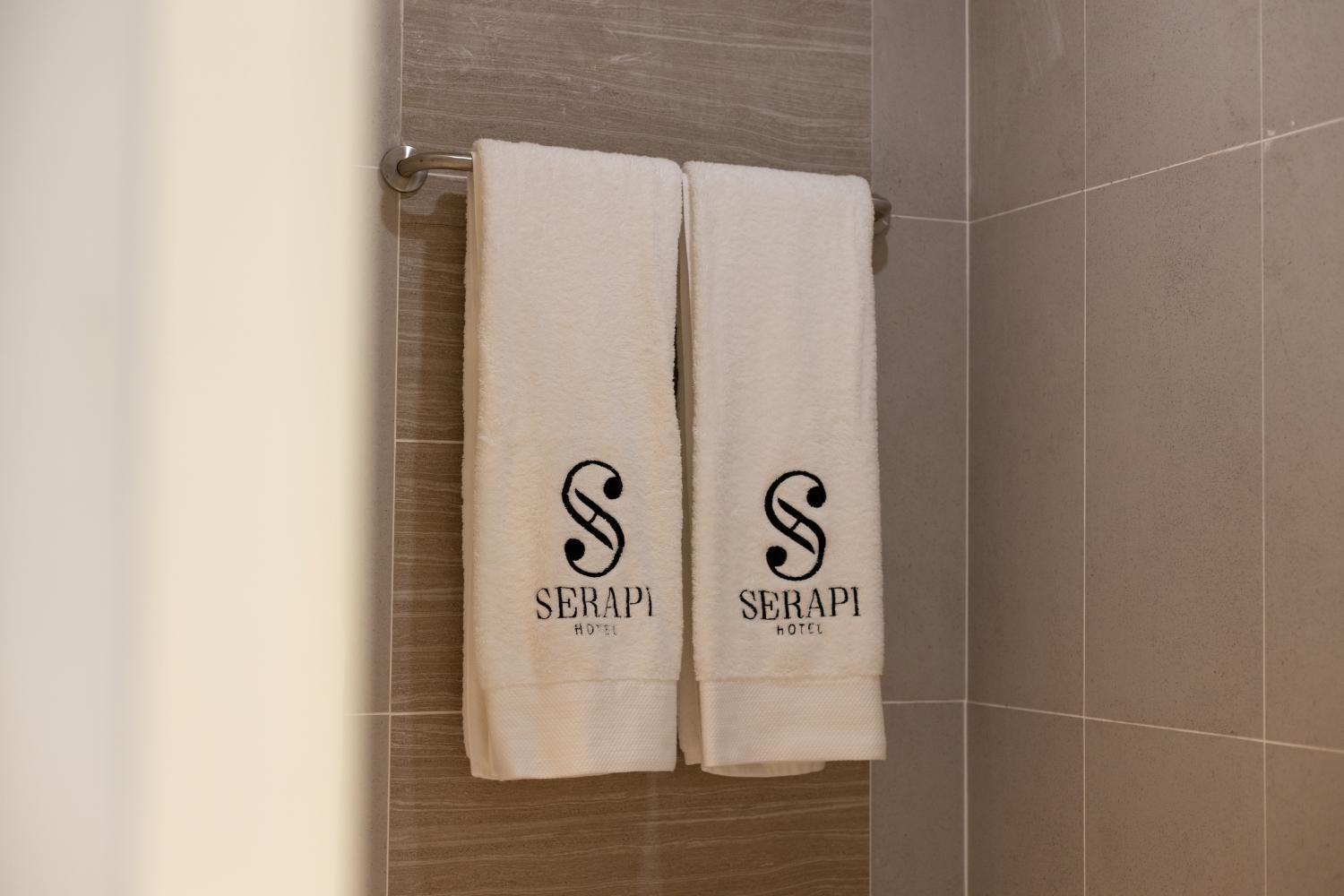 Serapi Verdure Hotel 쿠칭 외부 사진